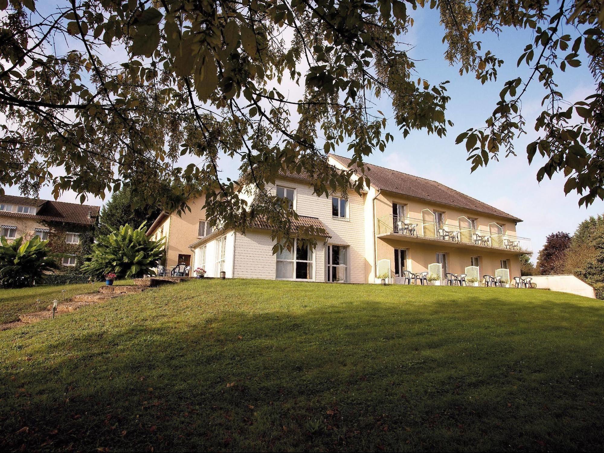 Logis Hotel Du Pont Neuf Le Veurdre Dış mekan fotoğraf