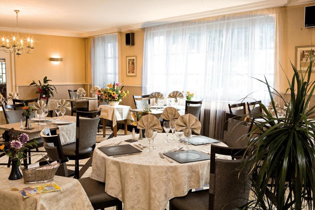 Logis Hotel Du Pont Neuf Le Veurdre Dış mekan fotoğraf